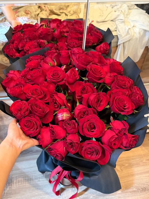 Цветы 51 роза 8к