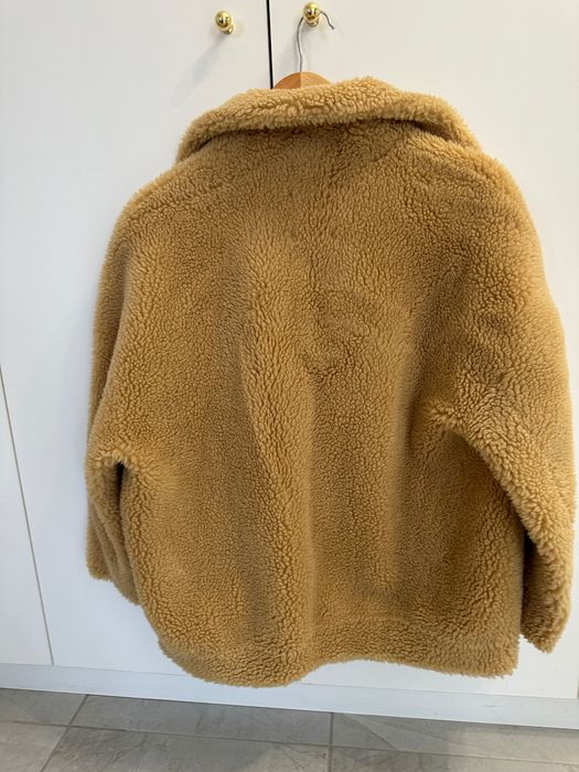 Мъхесто яке на Zara