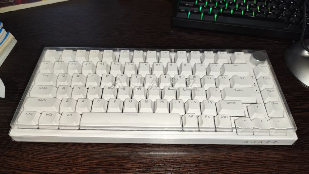 Ajazz AK820 blue switch backlit white