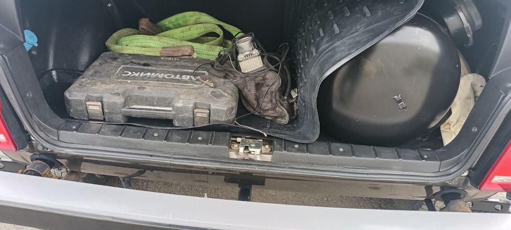 Нива легенда продается