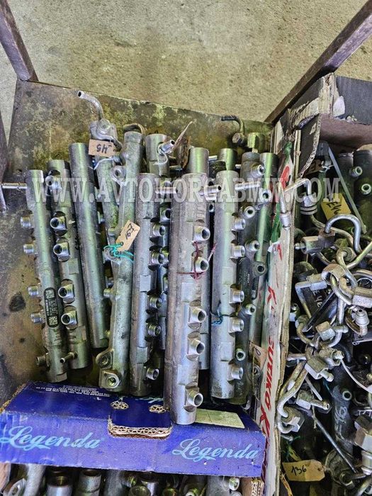 Горивна рейка. Тръбички гориво БМВ Е46 Е39 е90 е53 х5 е90 е87 е60 *