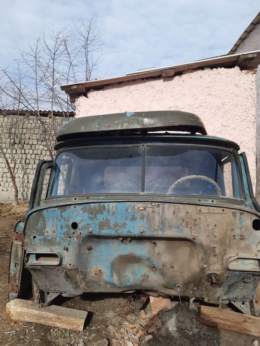 Zil kabina 30 sotiladi