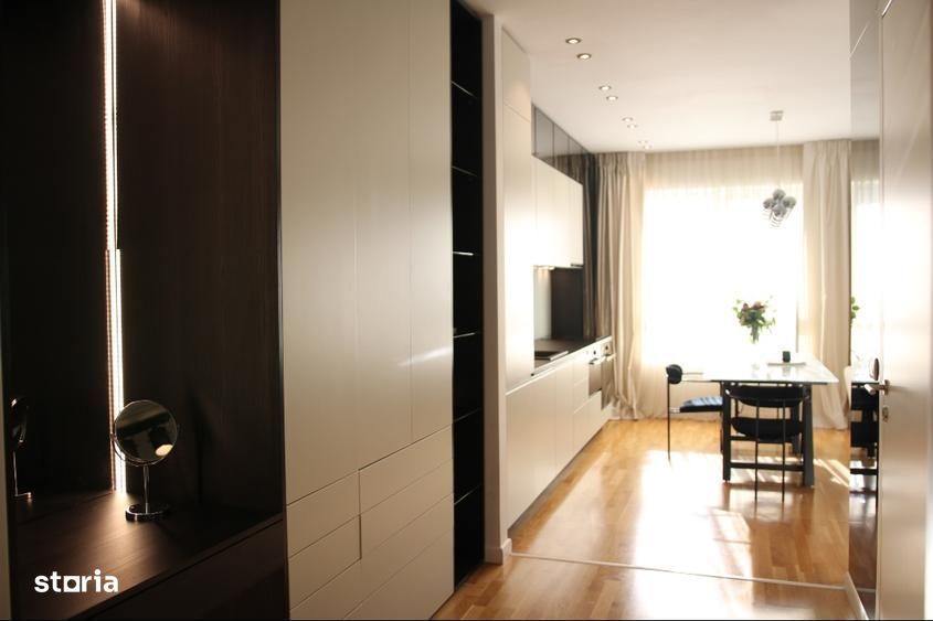 3 camere | Luxuria Residence | Expozitiei | Domenii