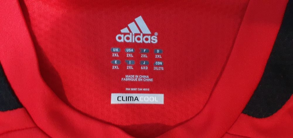 Maieu Adidas original marimea XXL