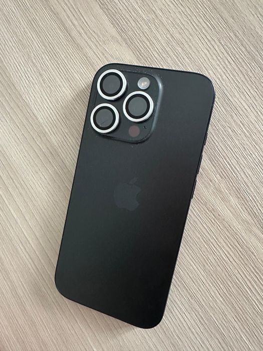 Iphone 160 pro 256 gb esim