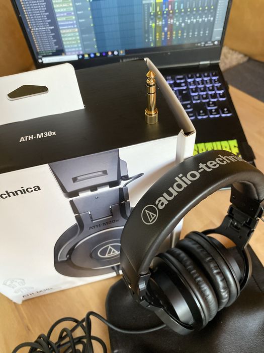 Професионални слушалки Audio Technica ATH-M30x