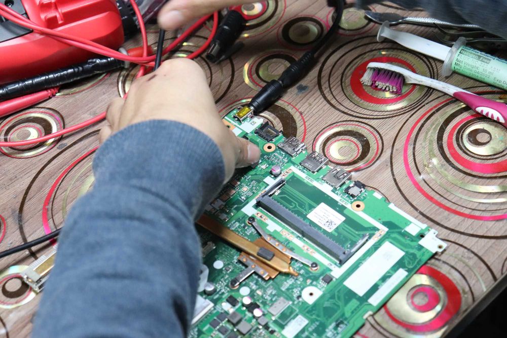 Ремонт Компьютеров и ноутбуков.