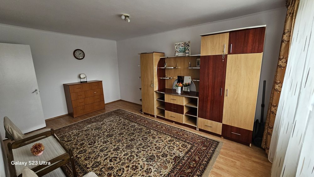 Garsoniera confort 1 în Onești, zona de sus.