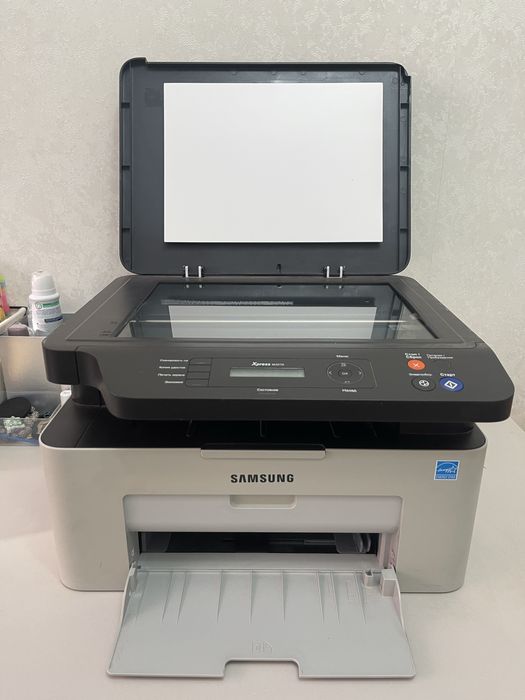 Продаётся принтер Samsung Xpress M2070