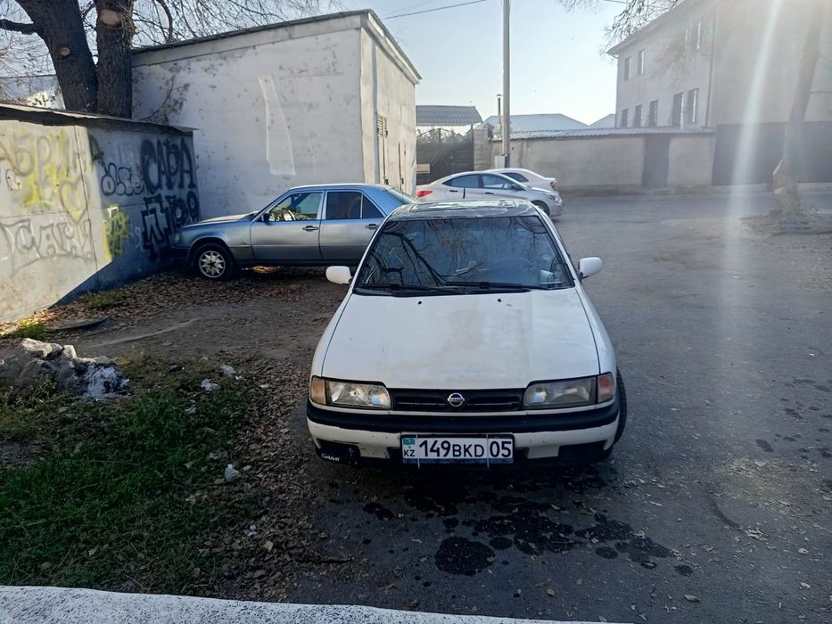 Nissan primera 1993