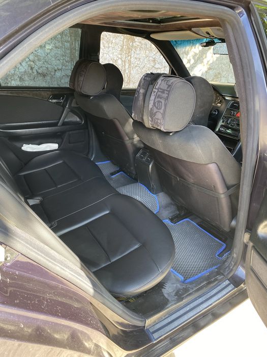 Mecedea benz w210