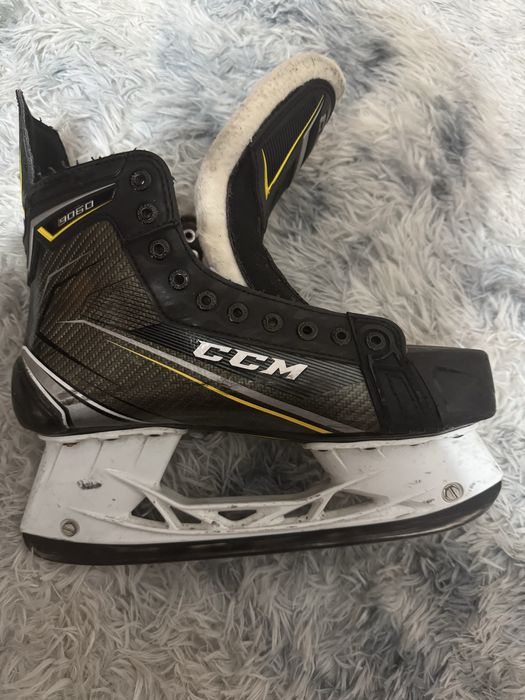 Коньки CCM TACKS 9060