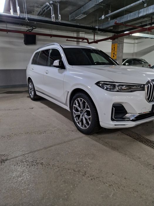 Аренда автомашины BMW Х7