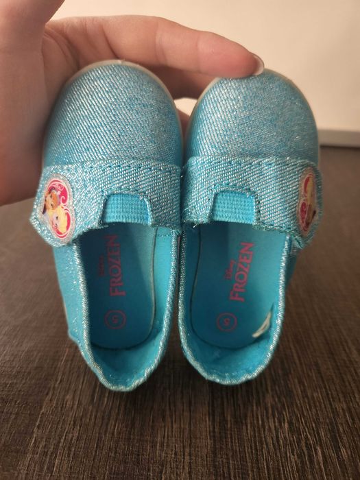 Бебешки пантофки Elsa & Anna