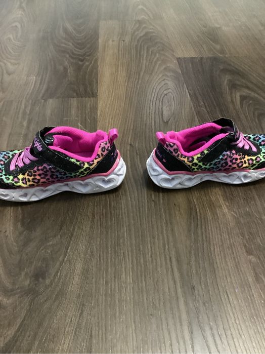 Adidasi  skechers nr 29