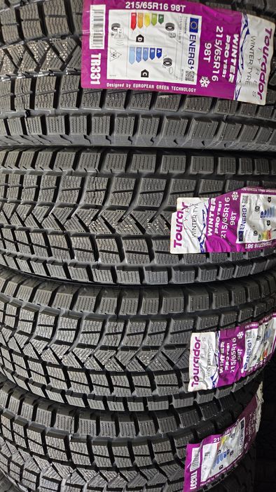 Зимни гуми 215/65R16