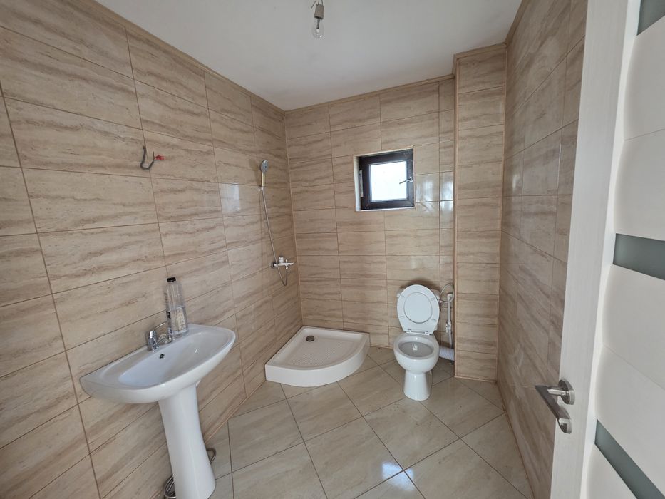 Casa de închiriat în pantelimon Strada Ialomița  nr 27