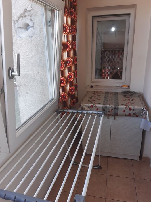 Vand garsoniera decomandata Ostroveni, 35 mp utili, bloc BCA.
