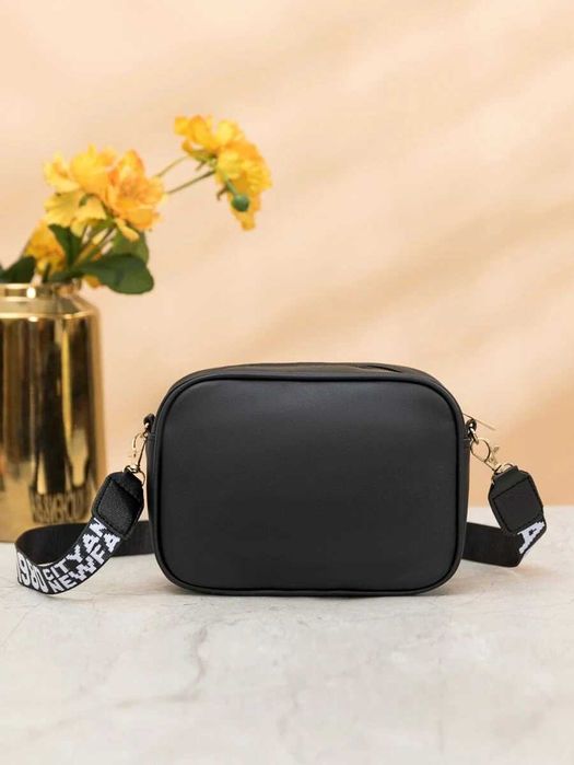 Дамска чанта, черна, малка чанта