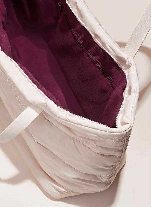 Сумка Rare beauty  тоут нейлон