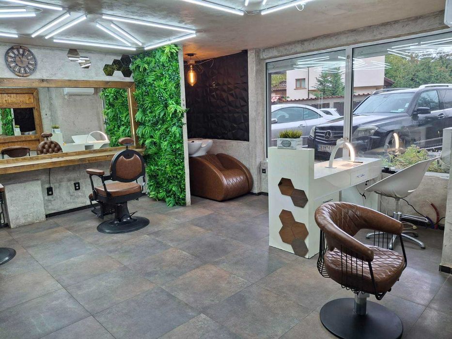 Дава се под наем  в София, Витоша -  кв.м за 1020 € - Снимка #3