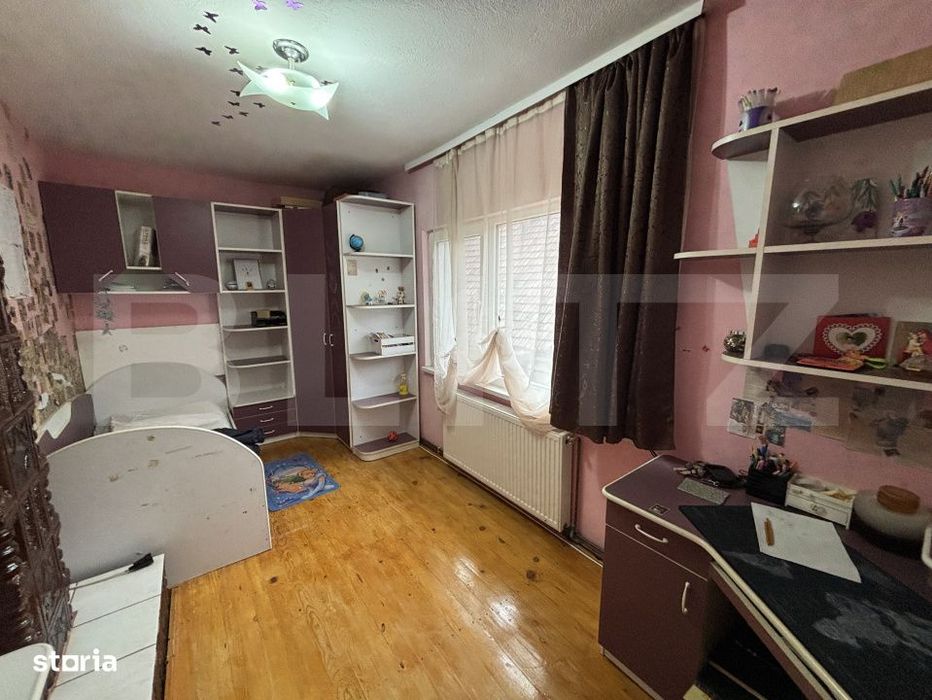 Casa de vanzare, 98 mp, zona Centru