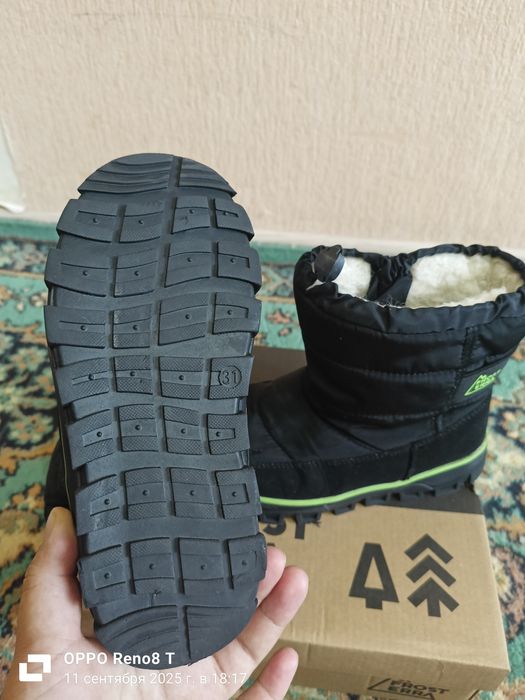 Продам зимние ботинки 31р на мальчика