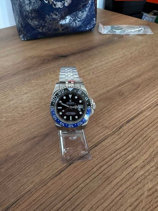 Ceas ROLEX Oyster negru cu albastru