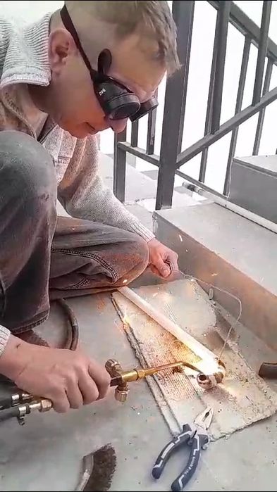 Опытный сантехник