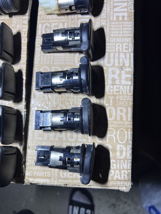 Vand brichete auto Dacia Logan/Duster/Sandero/Mcv/Lodgy/Renault