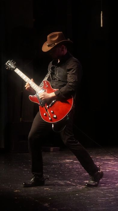 Profesor de Chitara in Brasov