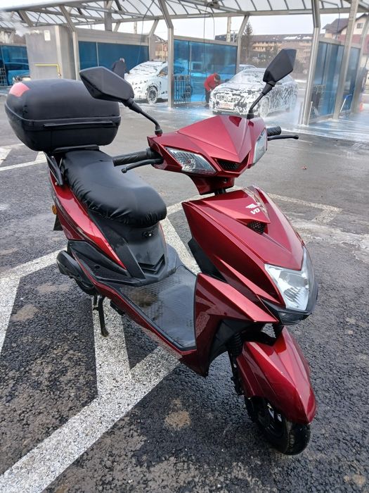 Scuter Electric 1500W de la Voltarom VS 1 Fara permis.