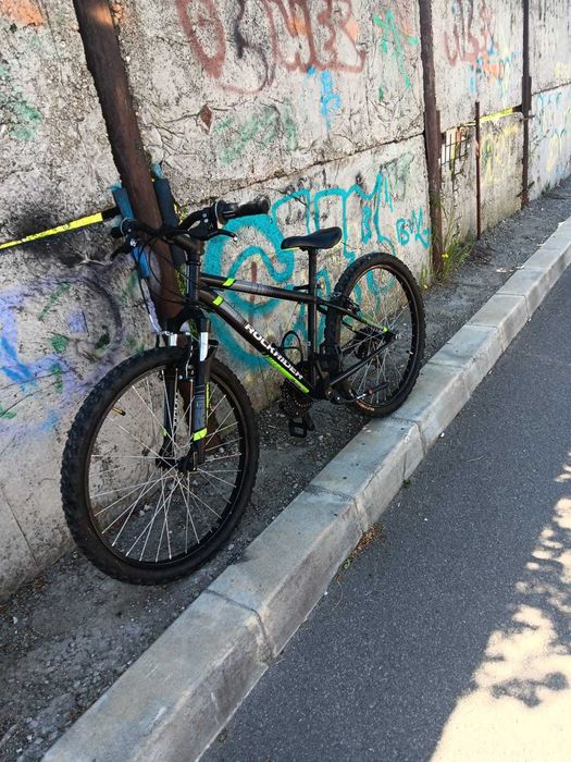 Bicicleta ST500 NEAGRA