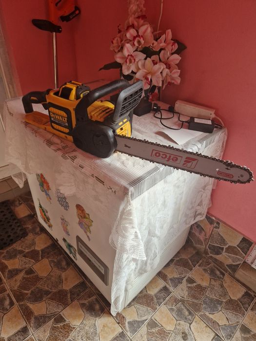 Drujba electrica cu acumulator