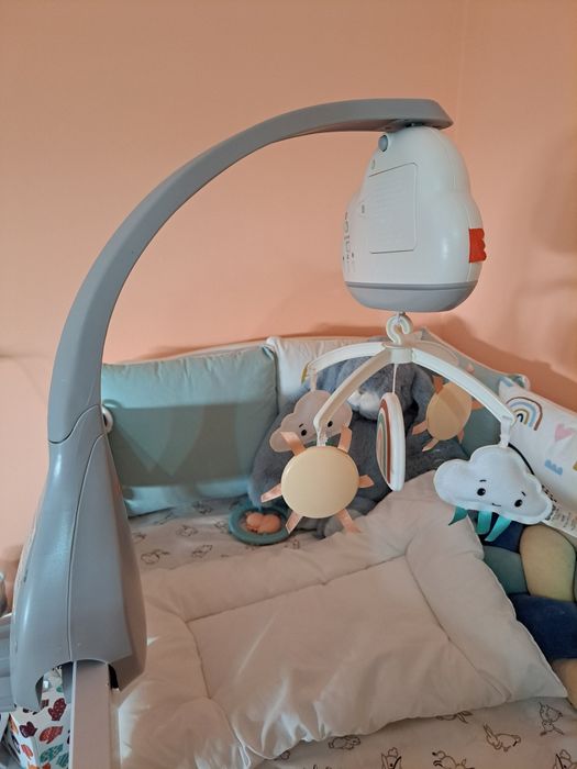 Музикална въртележка за кошара на Fisher price  2 в 1