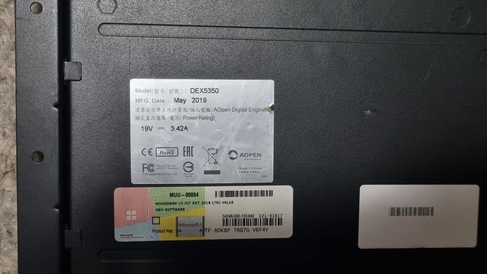 Mini PC Fanless/Pasiv: Intel Core i5 5250u/8GB RAM/SSD 120GB + Alimentator Inclus