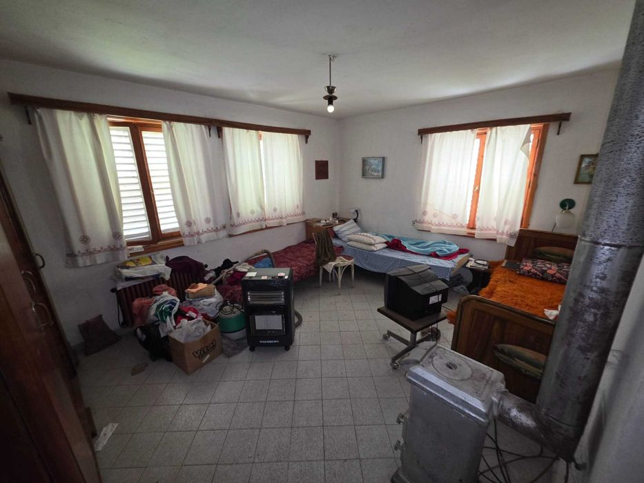 Продава се Къща в Търговище, Вилна зона - 80 кв.м за 542 €/кв.м - Снимка #4