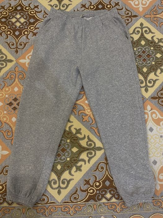 серый базовый трико