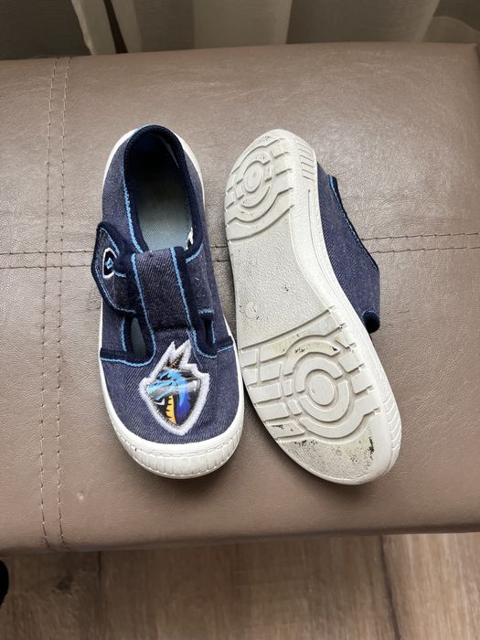 Детски пантофи с размер 30