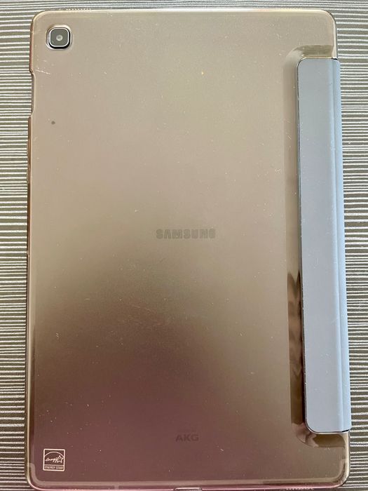 Samsung Tab S 5e. Holati alo, korobkasi bor. В отличном состоянии.