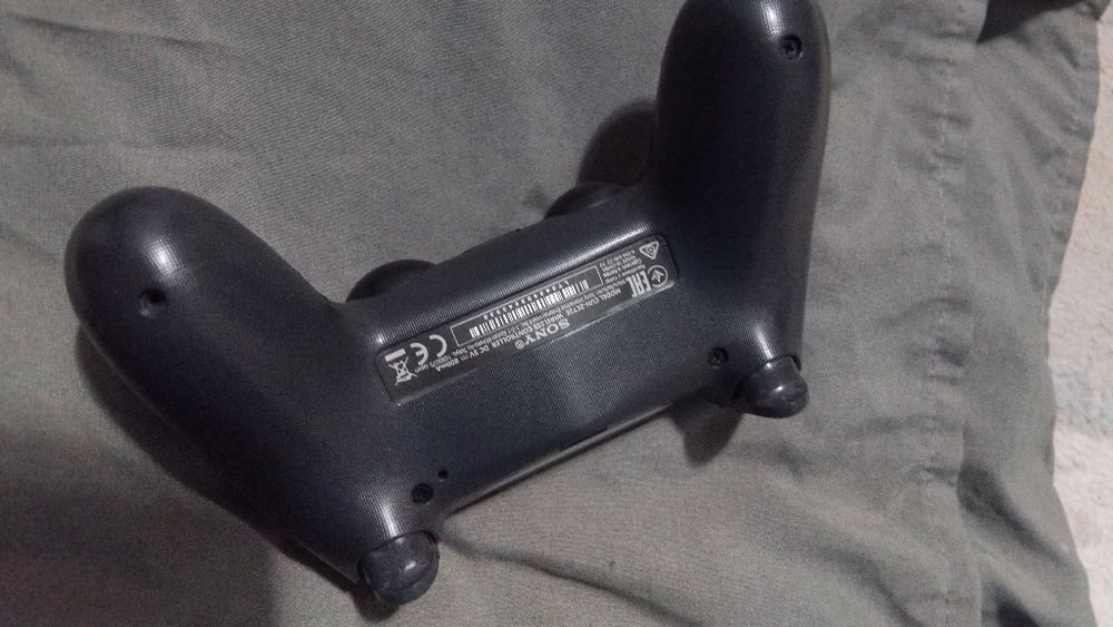 продам Playstation 4 Dualsensk джостик