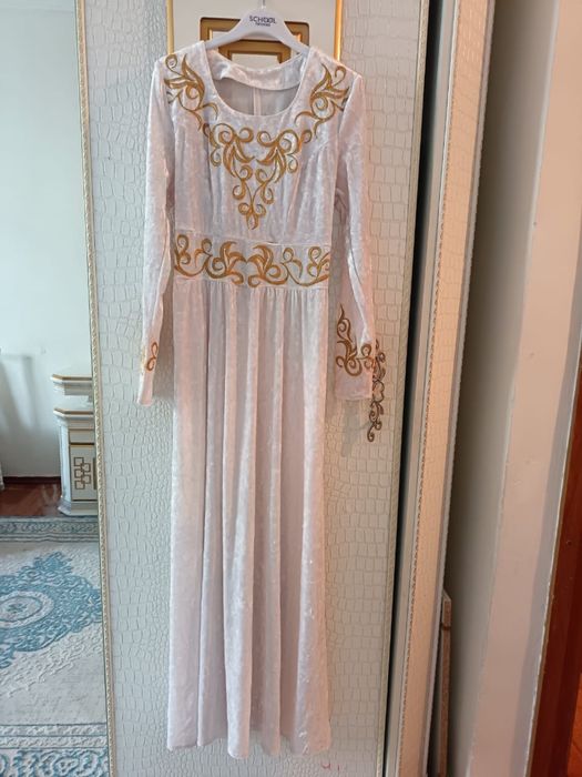 Казакша койлек.  Платья. Велюр.