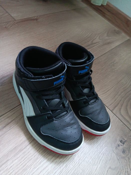 Adidași  băieți.