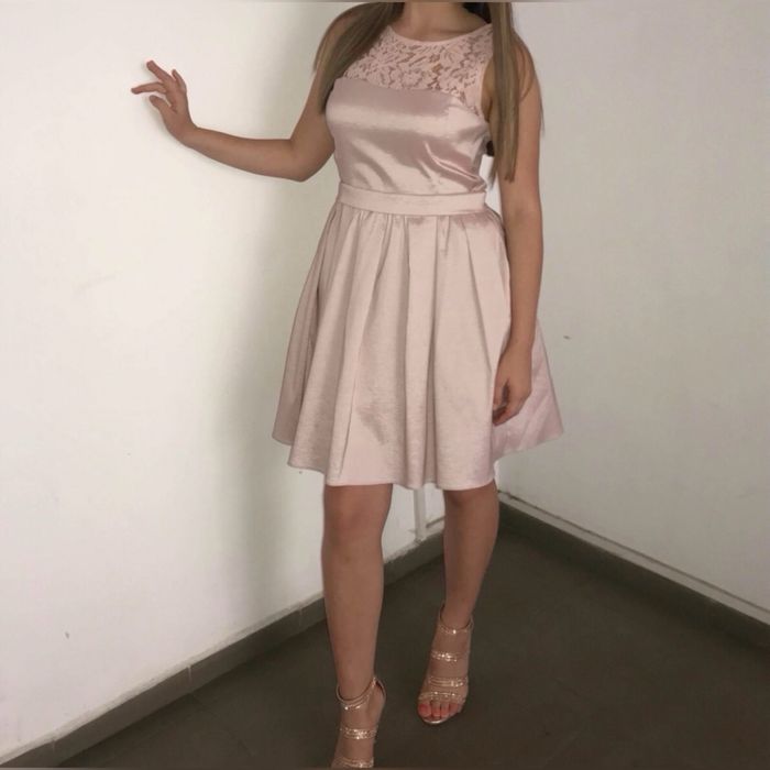 Официална рокля Amisu