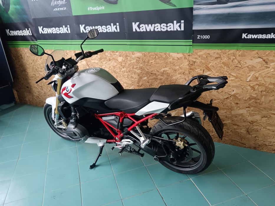 Bmw r1200r 2016 full option