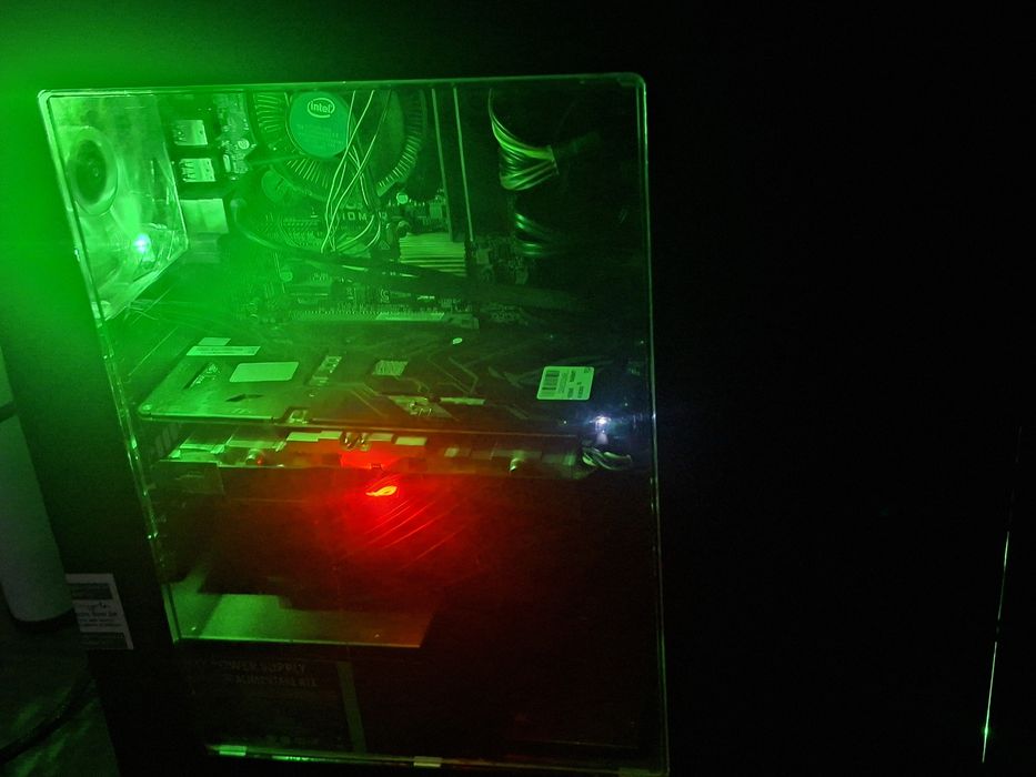 Vând / Schimb Gaming i5 | ASUS ROG STRIX GTX 1050 Ti | 16GB RAM | SSD