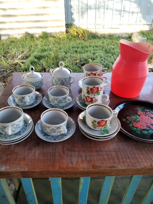 Салатницы и бокалы