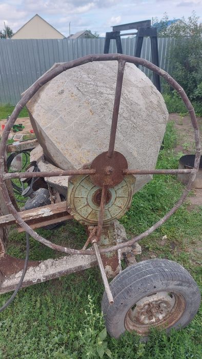 Продам бетономешалку