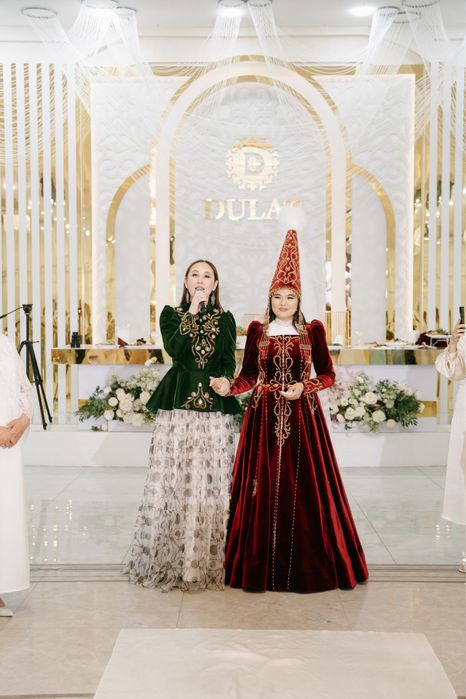 Ұзату көйлек, платье на ұзату