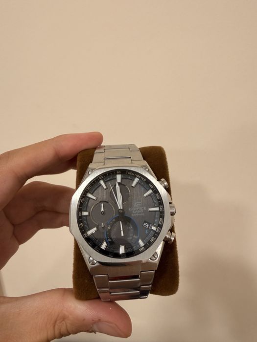 Продам часы casio